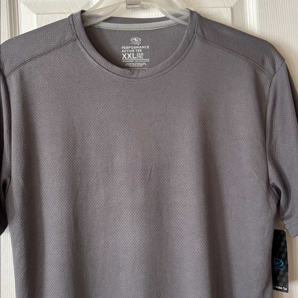 Tee performance active boys new size XXL(18) Athletic Works polyester